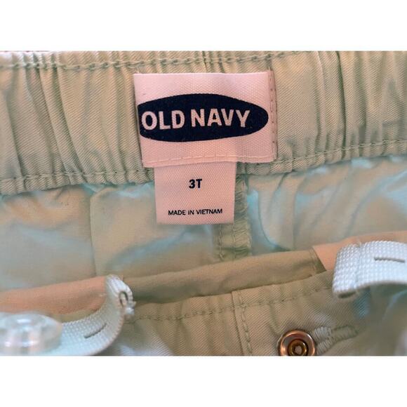 Old Navy Toddler Girls MINT green summer shorts. Size 3T. pull on. adjustable - Picture 2 of 3